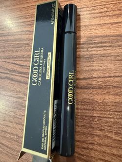 Carolina’s Herrera Good Girl Jasmine Absolute Travel Spray - Black
