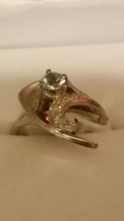 Q4kt gold aqua marine Diamond ring s..6 1/4