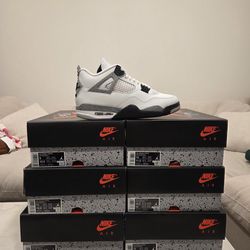 Jordan 4- White Cement