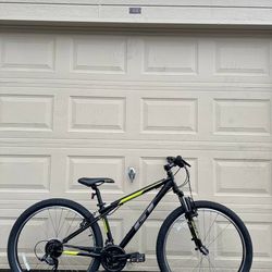 GT Palomar 27.5” Mountain Bike – Small Frame – Like New Bicycle