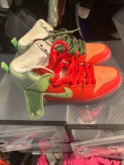 Nike SB Dunk High Strawberry Cough Sneakers