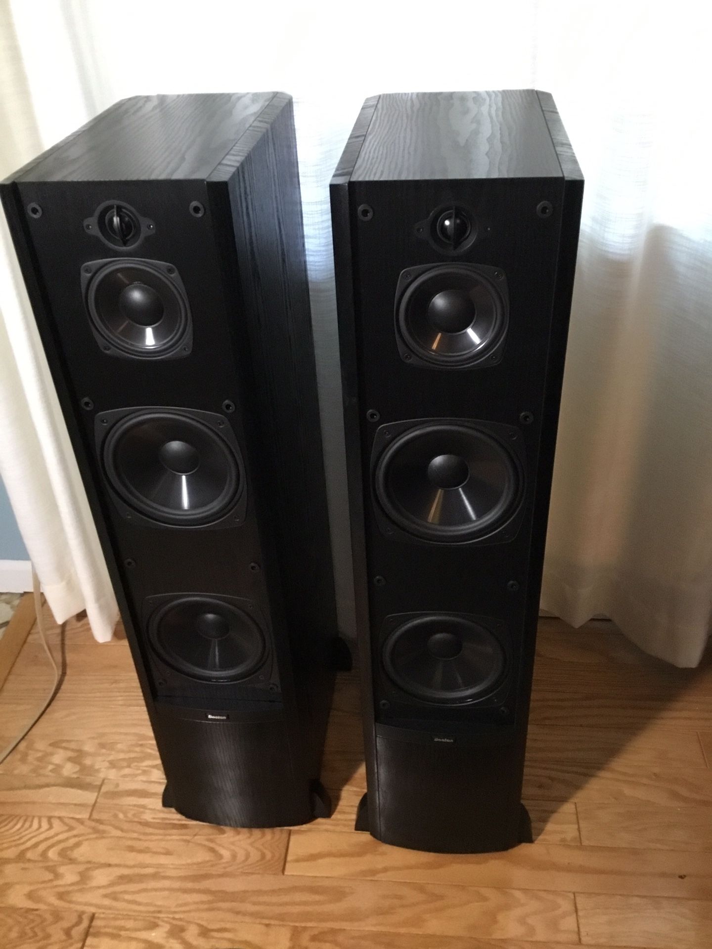 Speakers Boston Acoustics VR3 /250 watts