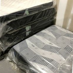 MATTRESS CLOSEOUT! Queen & King