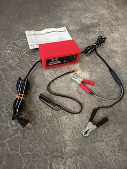 Battery Trickle Charger - Schumacher