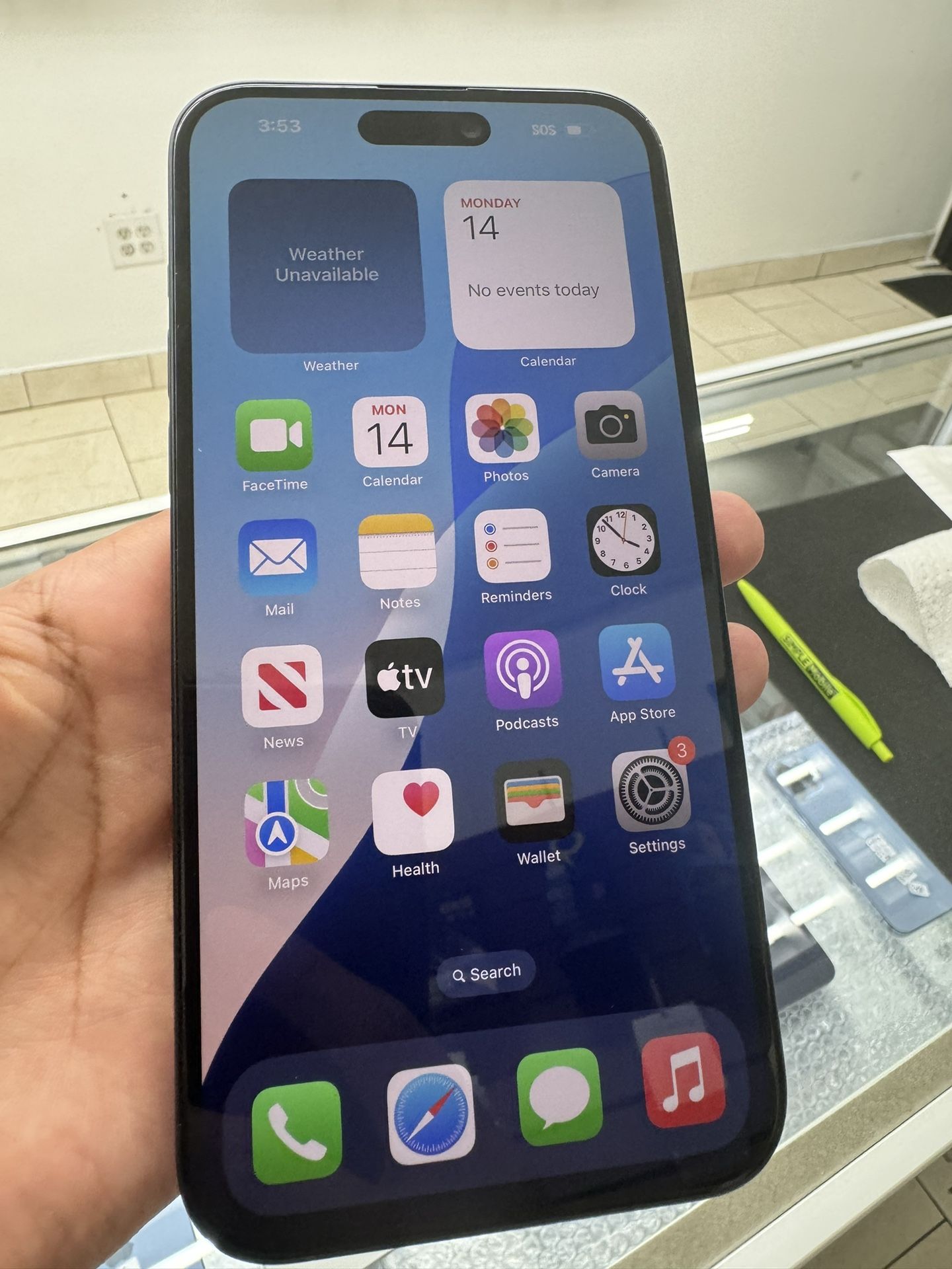 iPhone 15 Plus Factory Unlocked