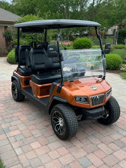 2024 Evolution D5 4-Seater Lithium Golf Cart in like new condition