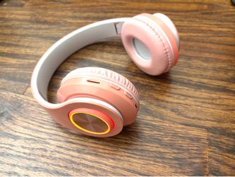 B39 Wireless Headset