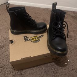 Boots Size 13 - 1us