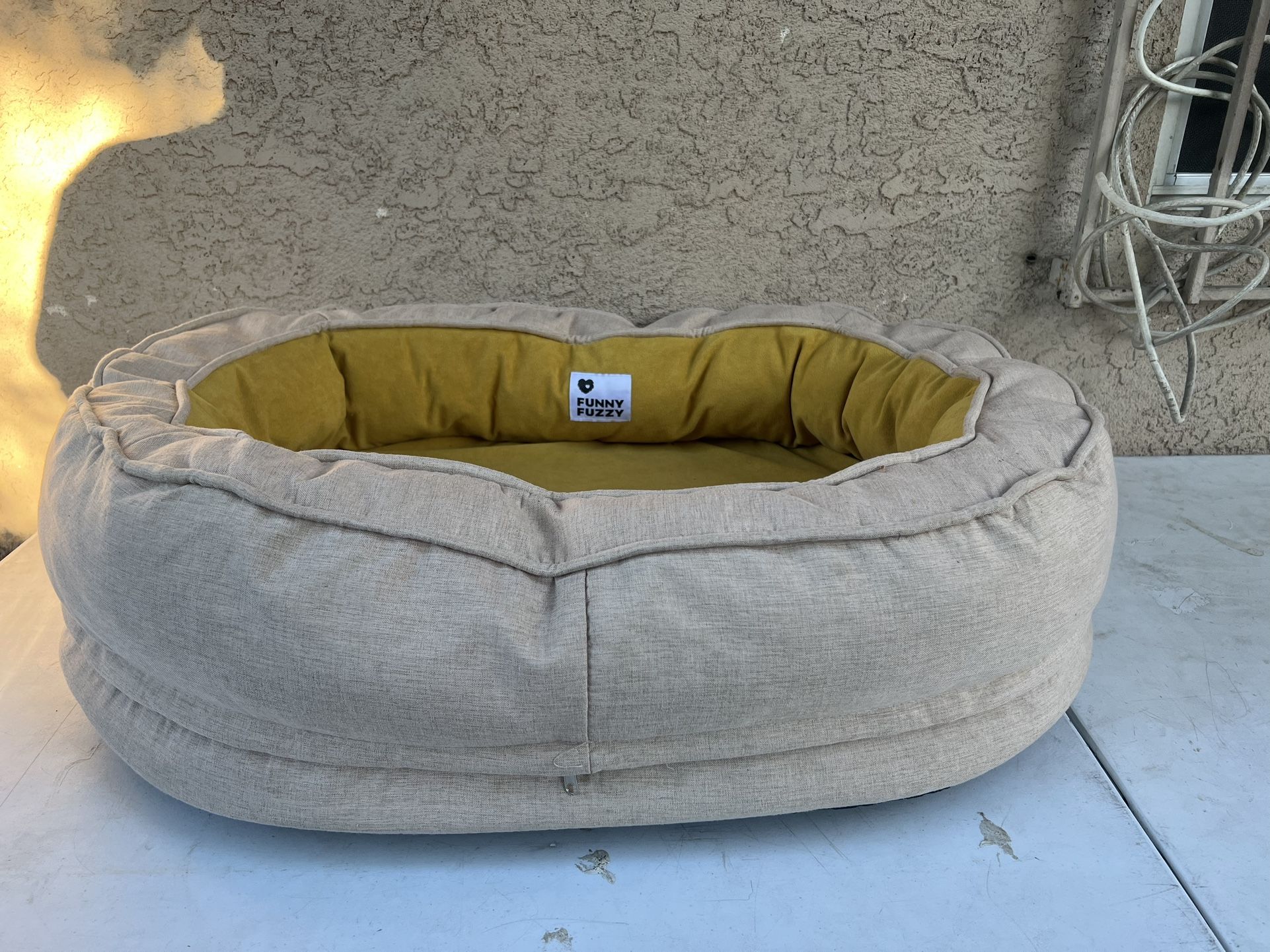 Dog Bed 