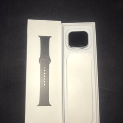 Apple Watch 10 Series,Brand New In Box With Charger.