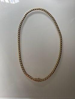 10k Karol G necklace