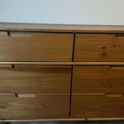 6-Drawer Wooden Dresser 
