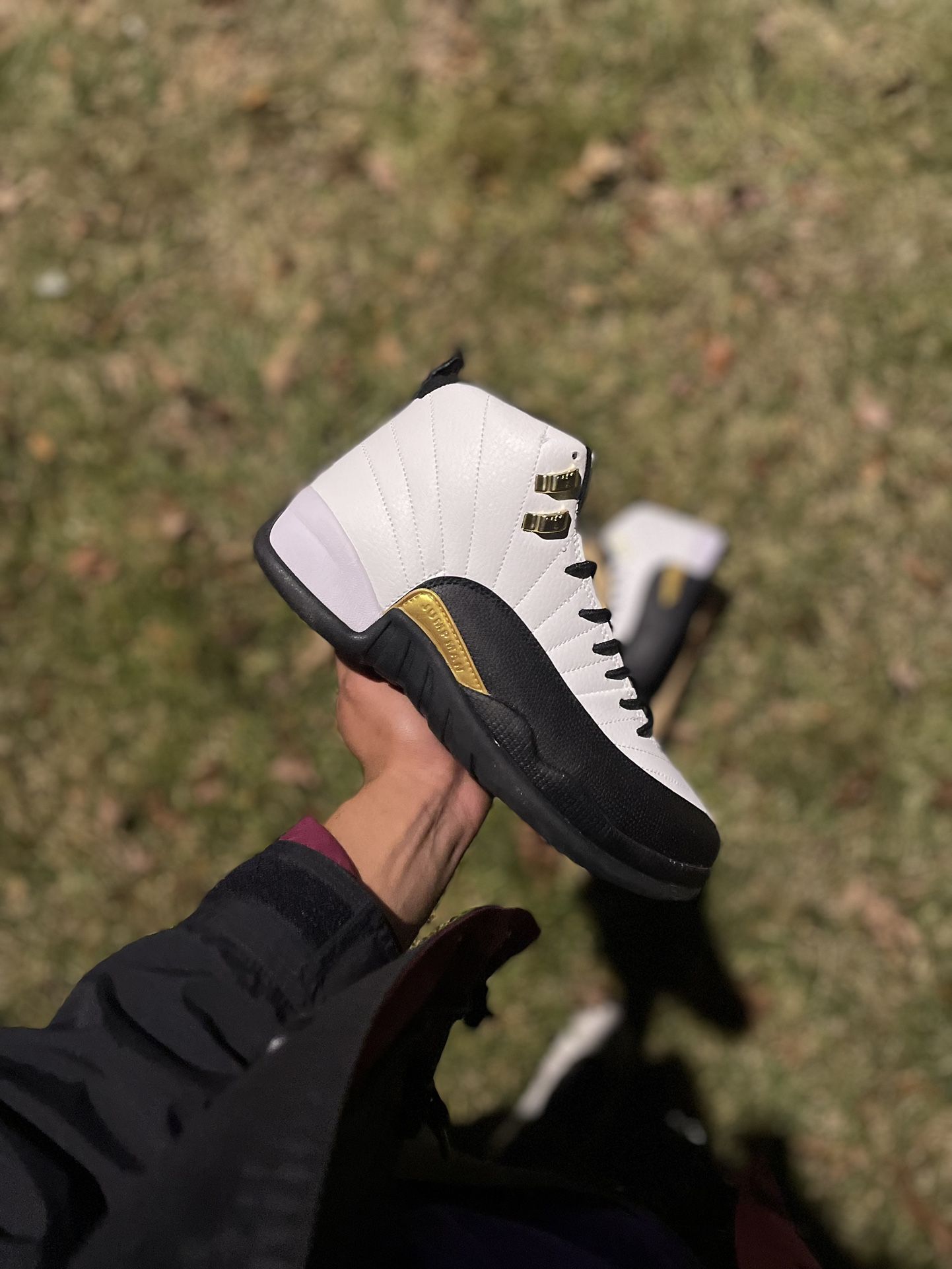 AIR JORDAN RETRO 12 “CNY” SIZE 10 R3PŠ