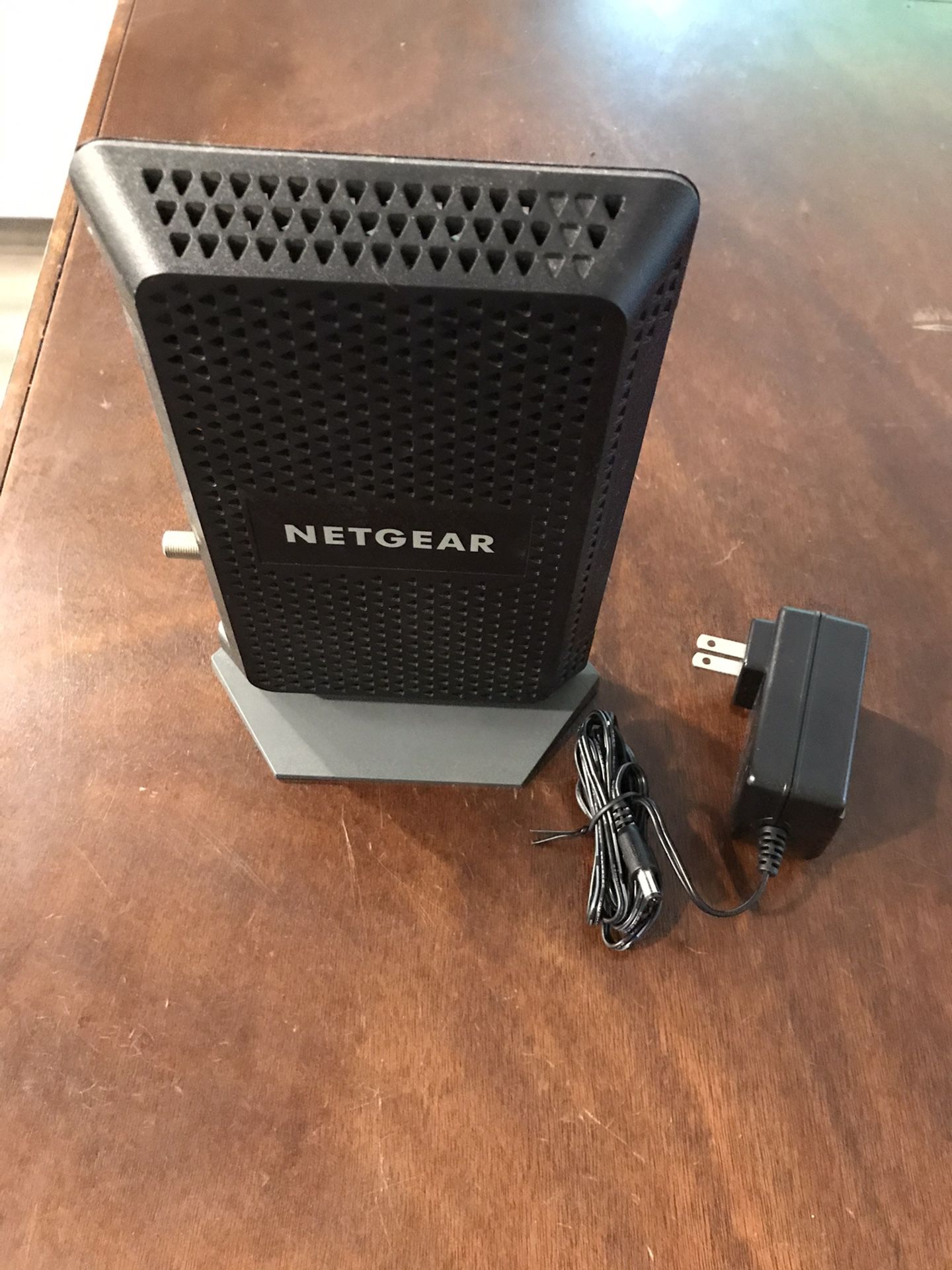 Netgear CM600 - works with Xfinity - cable modem docsis 3.0