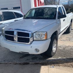 2006 Dodge Dakota 