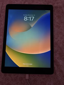 iPad Pro 9.7” 32GB – On & Working – Read Description