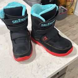 Solomon Snowboard Boots Size Youth 3.5