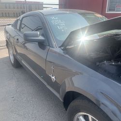 2009  Ford Mustang Parting Out!