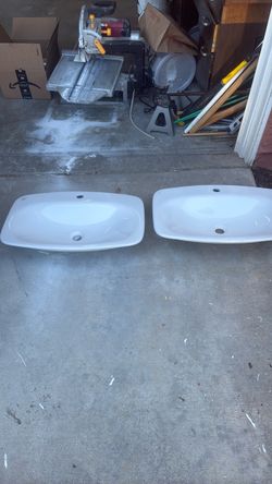 Pair of White Porcelain Drop-In Bathroom Sinks