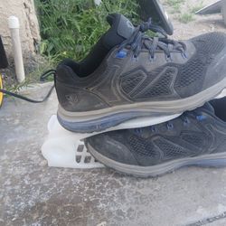 shoe space saver - Trades Welcome 