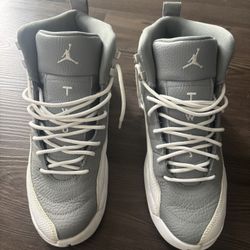Jordan 12 Size 7youth Great Condition