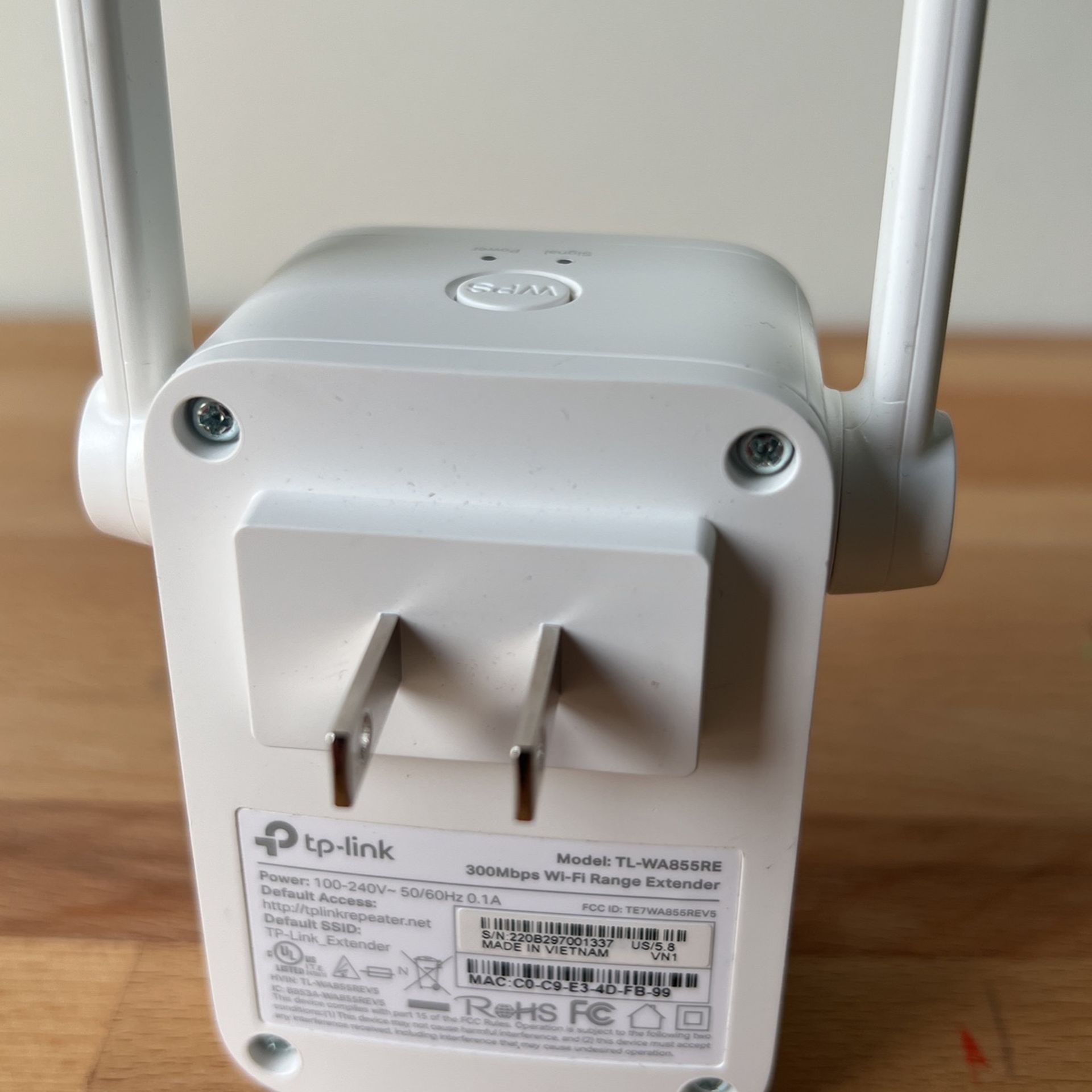 **Like New** TPLink N300 WiFi Extender, WiFi Extenders Signal Booster