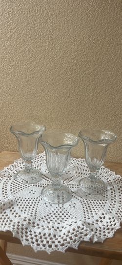 Vintage Sunday Glasses Set 3