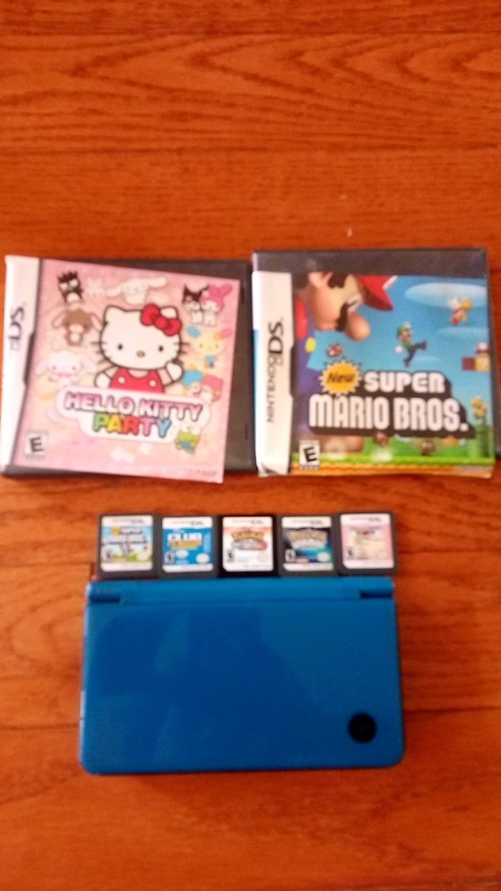 Nintendo DS with 5 games