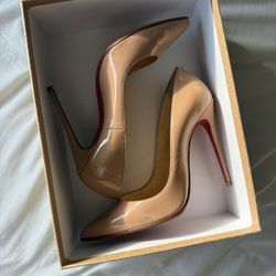 Christian Louboutin So Kate Heels