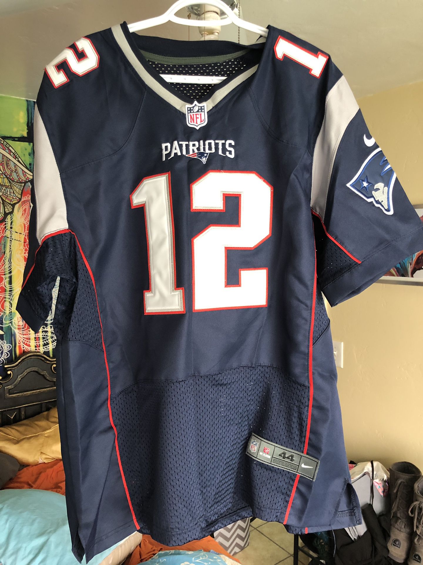 Tom Brady - NFL - Official Patriots Jersey - Size L men’s
