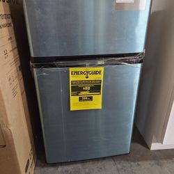 Arctic King 3.2 Cu ft Dual-Door Mini Fridge-Freezer, Stainless Steel, Energy-Eff