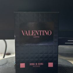 Valentino Born In Rome Intense 