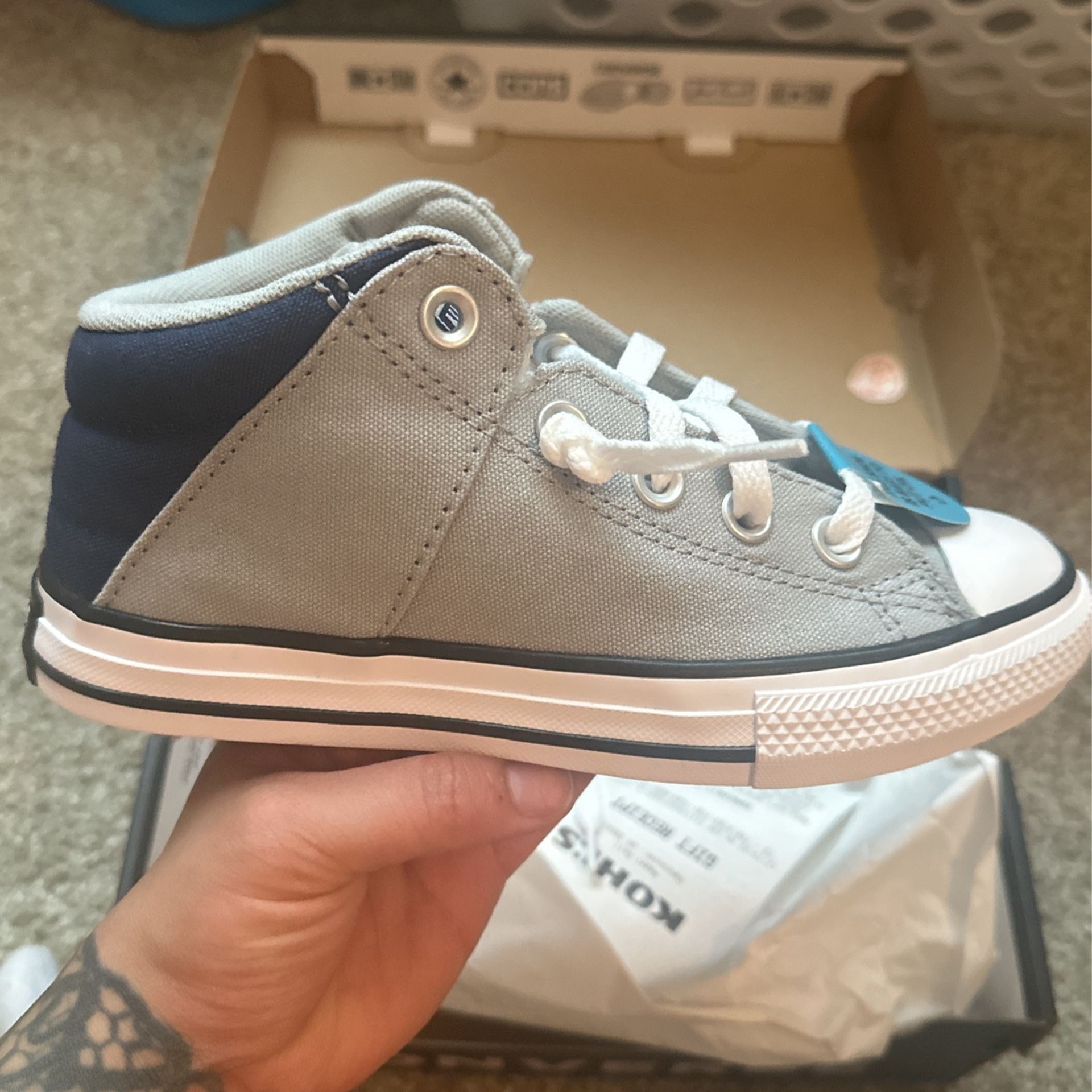 Converse Size 1 Y 