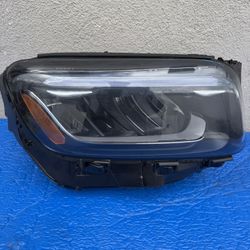 2024 2025 Mercedes-Benz GLB 250 GLB Class Right Passenger Side LED Headlight OEM