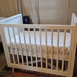 Pottery Barn Mini Crib