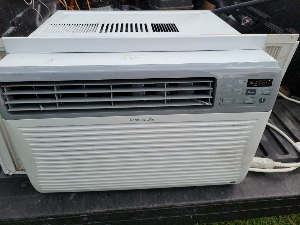 Larger Brand Name Window AC