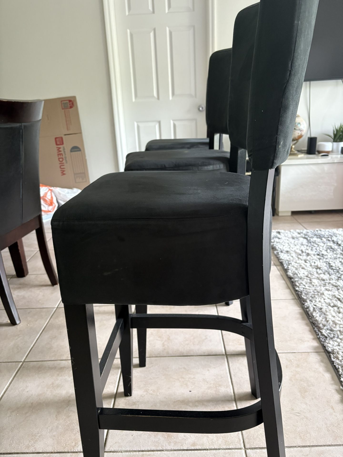 high stools with soft seats