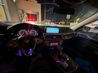 2018 BMW 740i