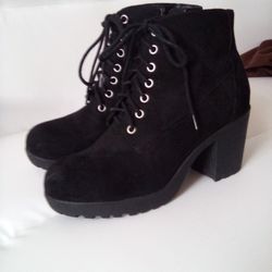 Black Boots High Heel