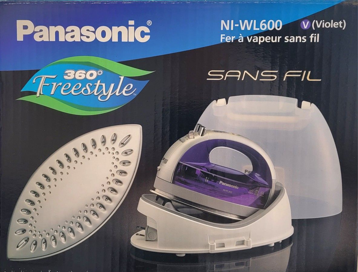 PANASONIC 360° Freestyle CORDLESS Steam Iron