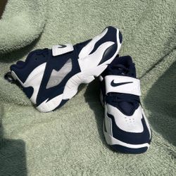 New Nike Sneakers