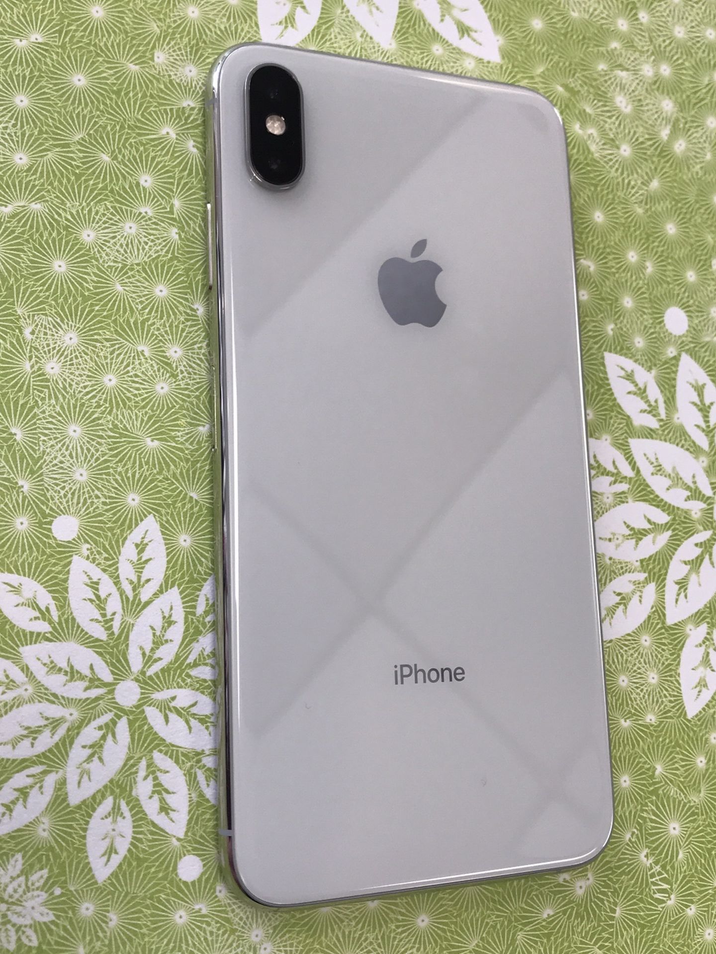 iPhone X 64GB Unlocked Excellent Condition