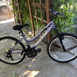 Huffy Women’s Mountain Bike 24”