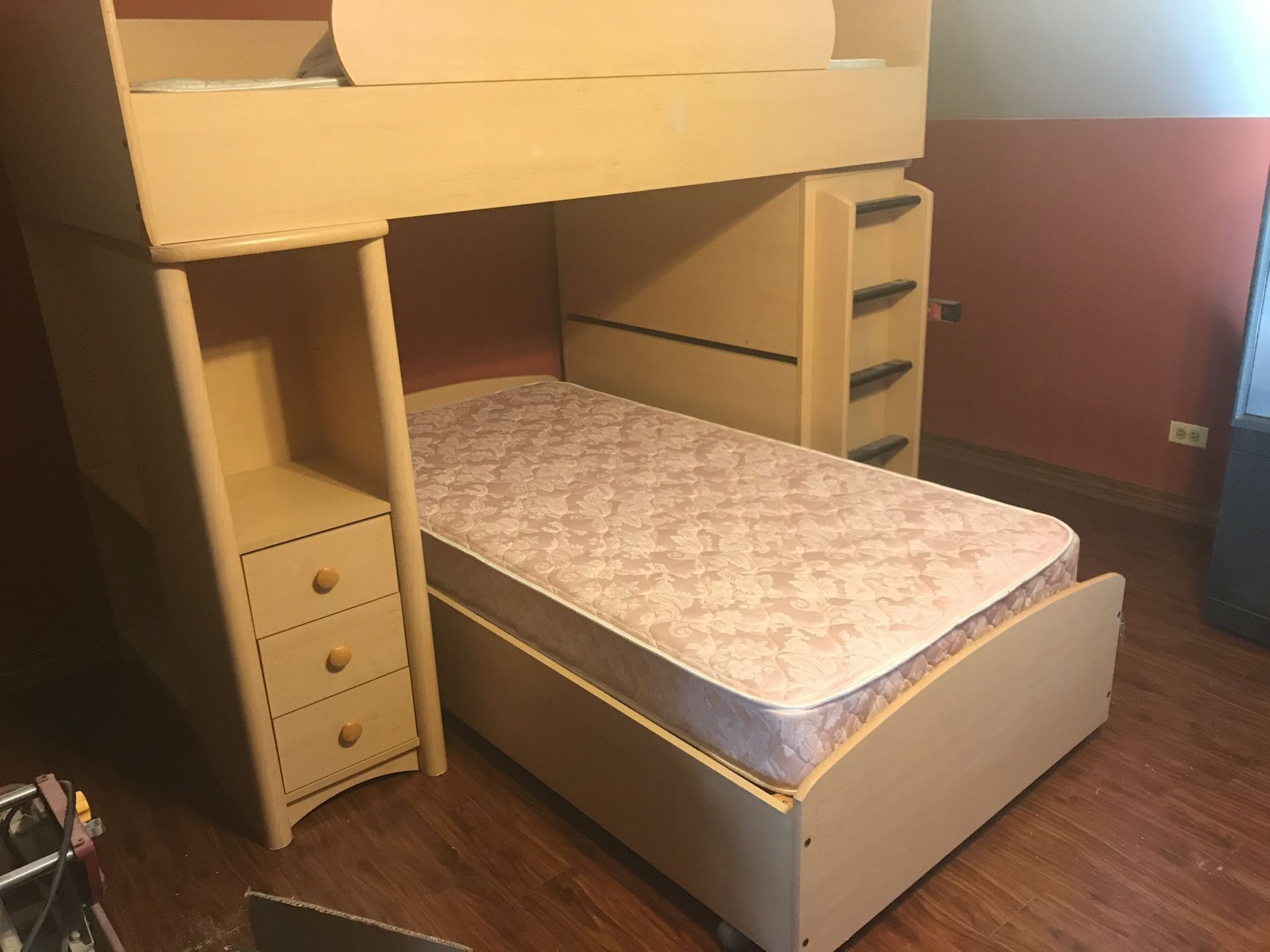 Bunk bed set