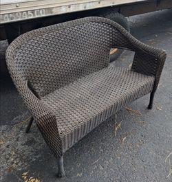 2 Person Outdoor Wicker Loveseat
