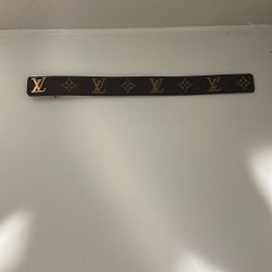 LUI V LEATHER BRACELET 