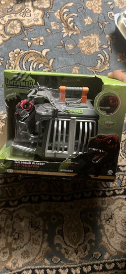 Dinosaur Jailbreak Playset
