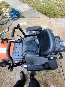 Ariens zoom 1634 zero turn run great