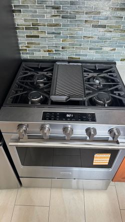 50% off Brand New Maytag Gas Range – Never Used
