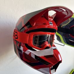 Youth Large Fox Dirt Bike Helmet